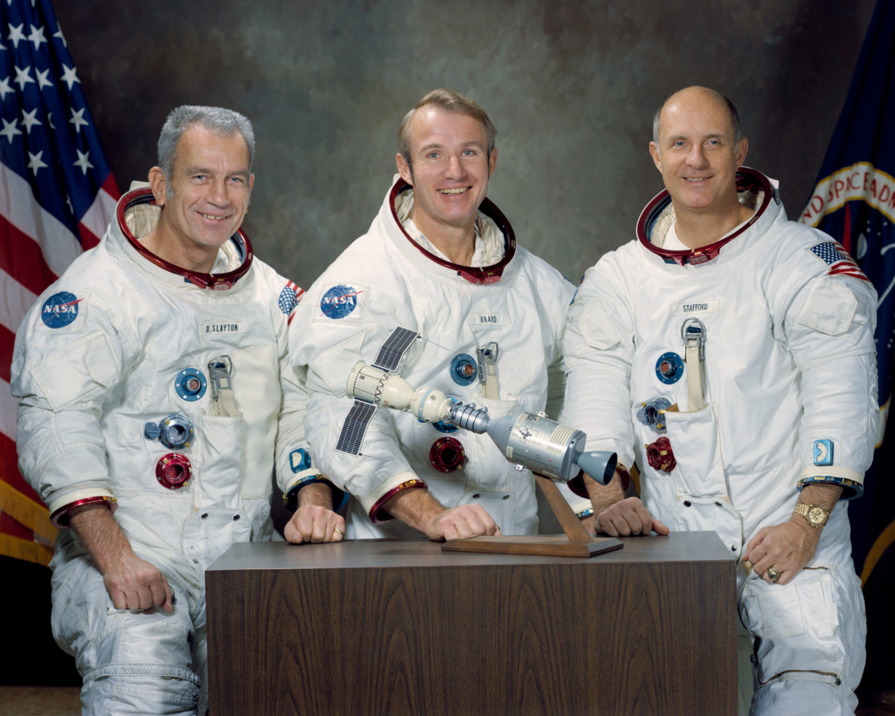 Экипаж Союз-Аполлон 1975